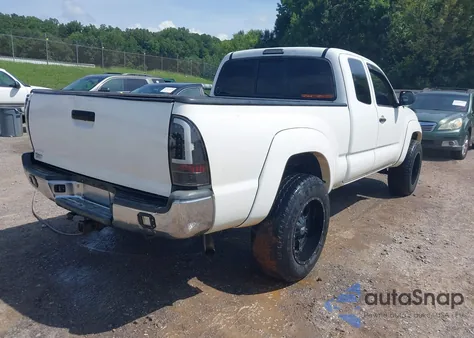 2005 Toyota Tacoma Prerunner z USA, uszkodzony, nr VIN 5TETX62N55Z127161